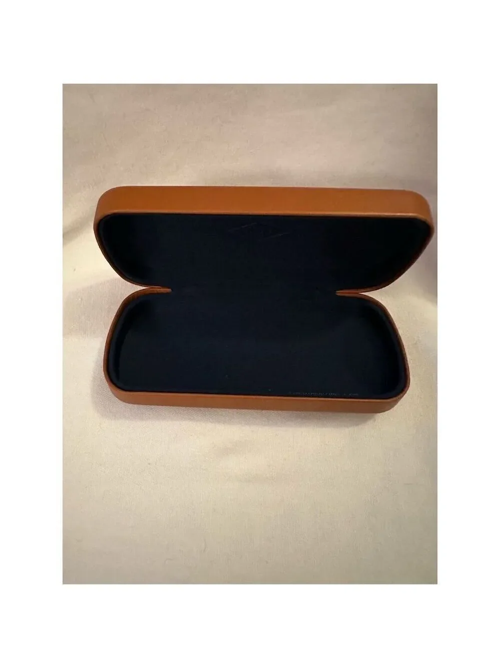 Fossil Brown Clam Shell Eyeglasses Sunglasses Case Unisex
